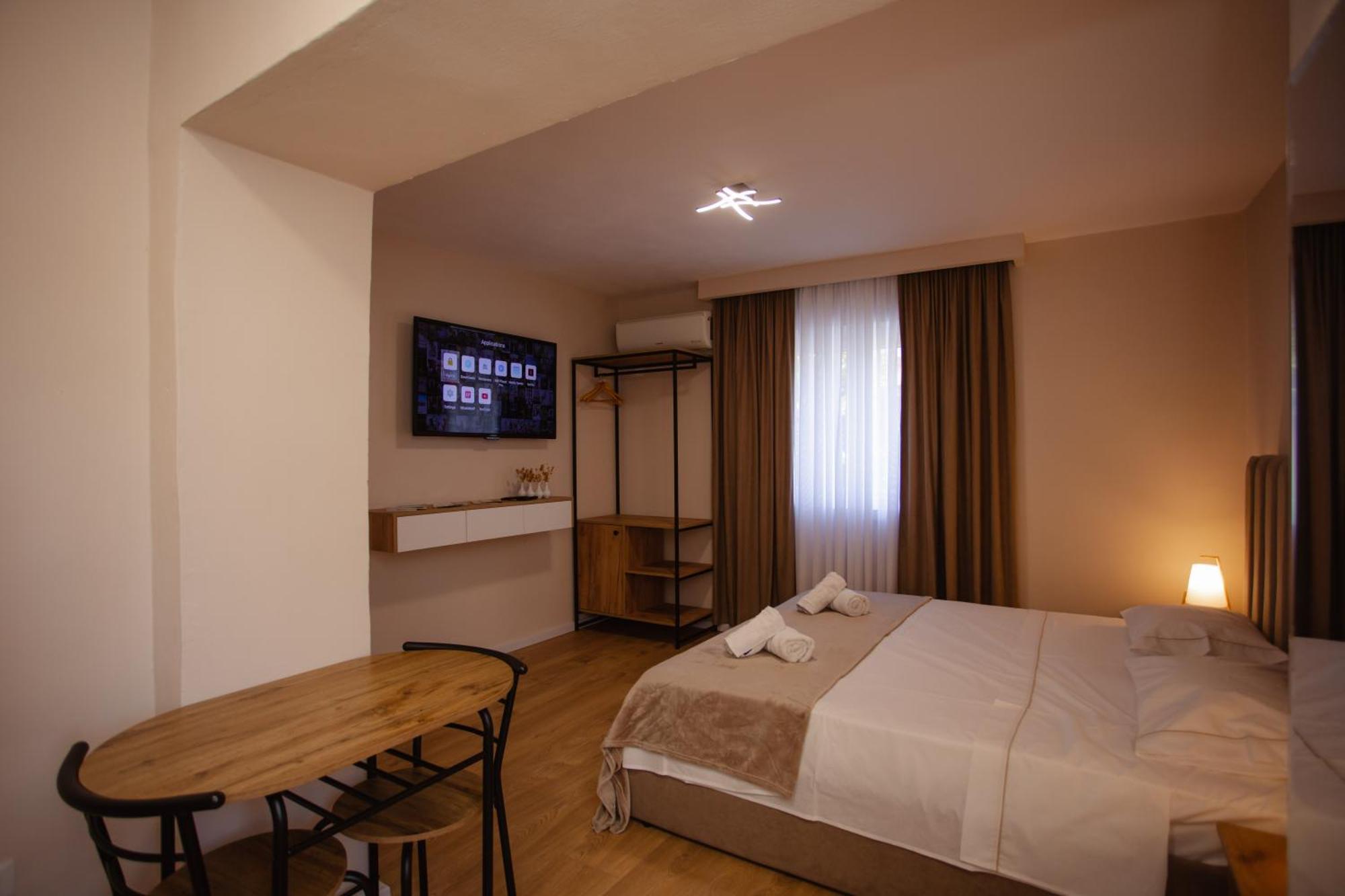 City Center Studio Apartments Shkodër Exterior foto